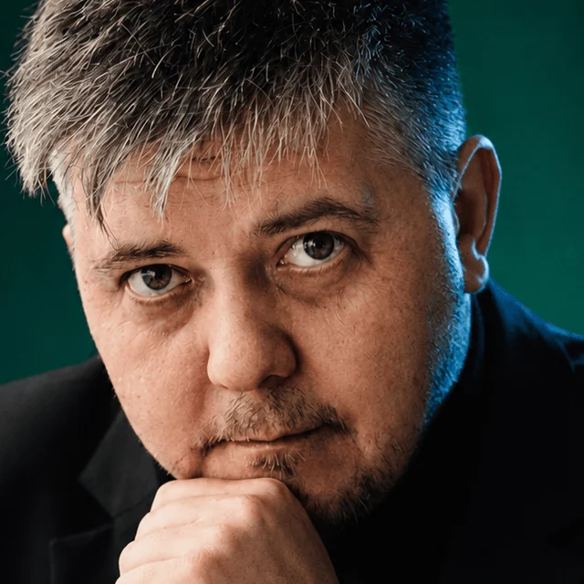 Портрет Станислава Кириченко, известного в SEO-сообществе как Staurus